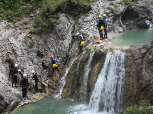 UA160716Canoing08.JPG